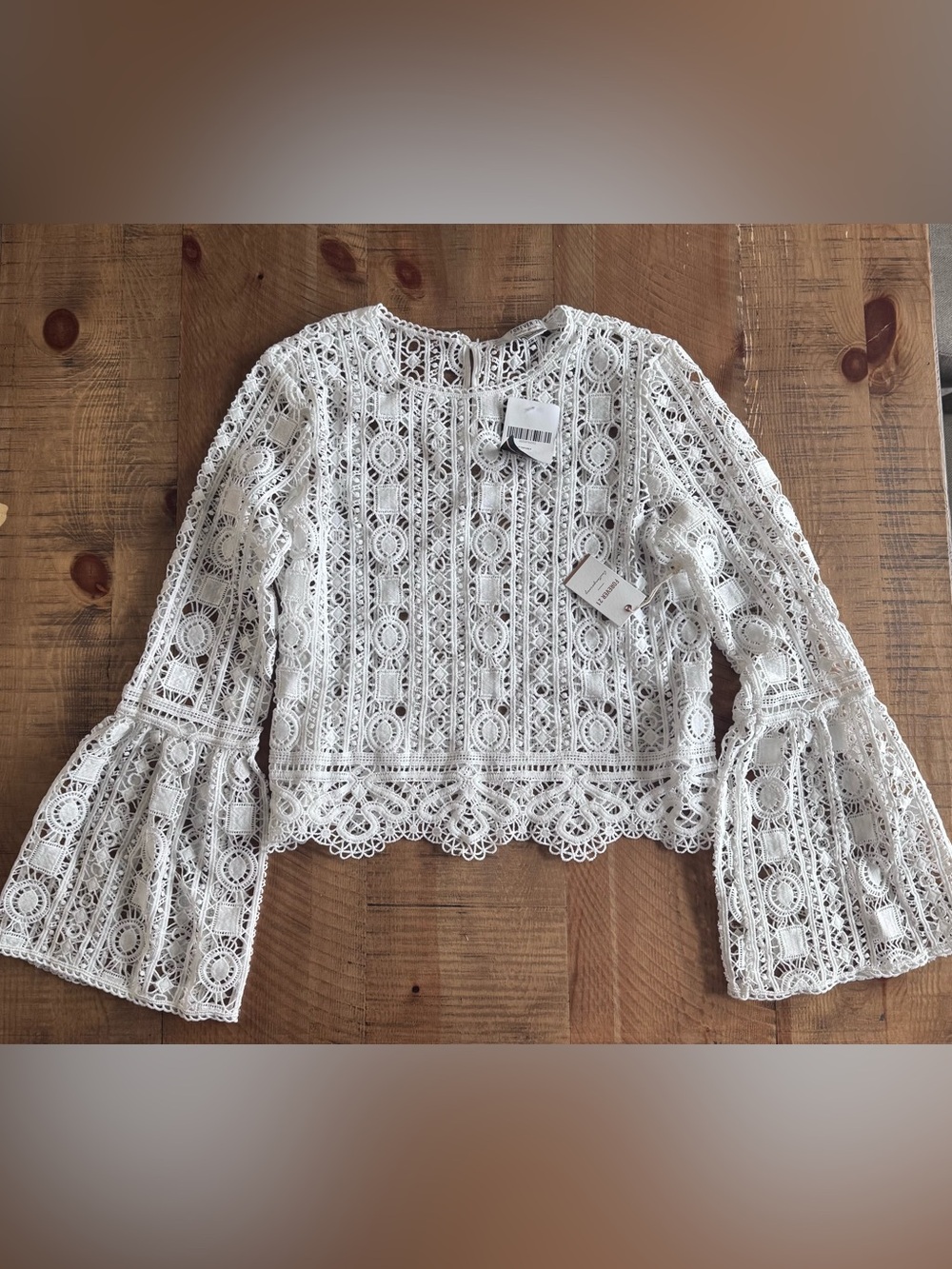 Forever 21 White Crochet Lace Bell Sleeve Blouse - Picture 1 of 7